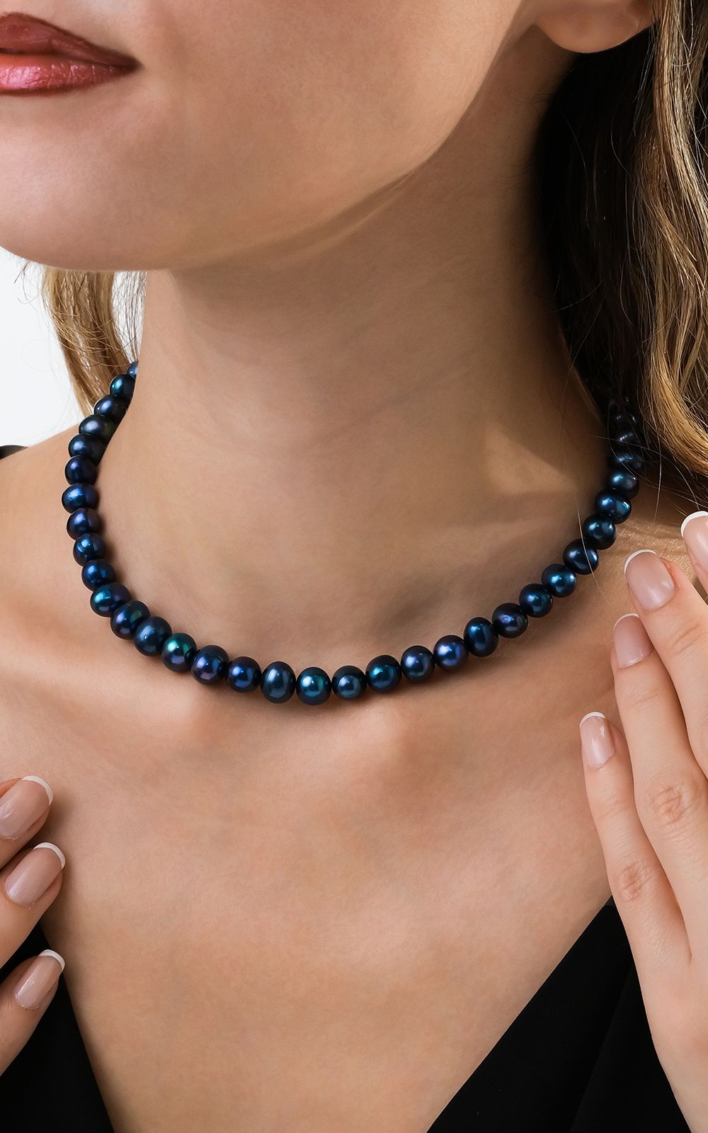 Blue Pearl Diamond Necklace
